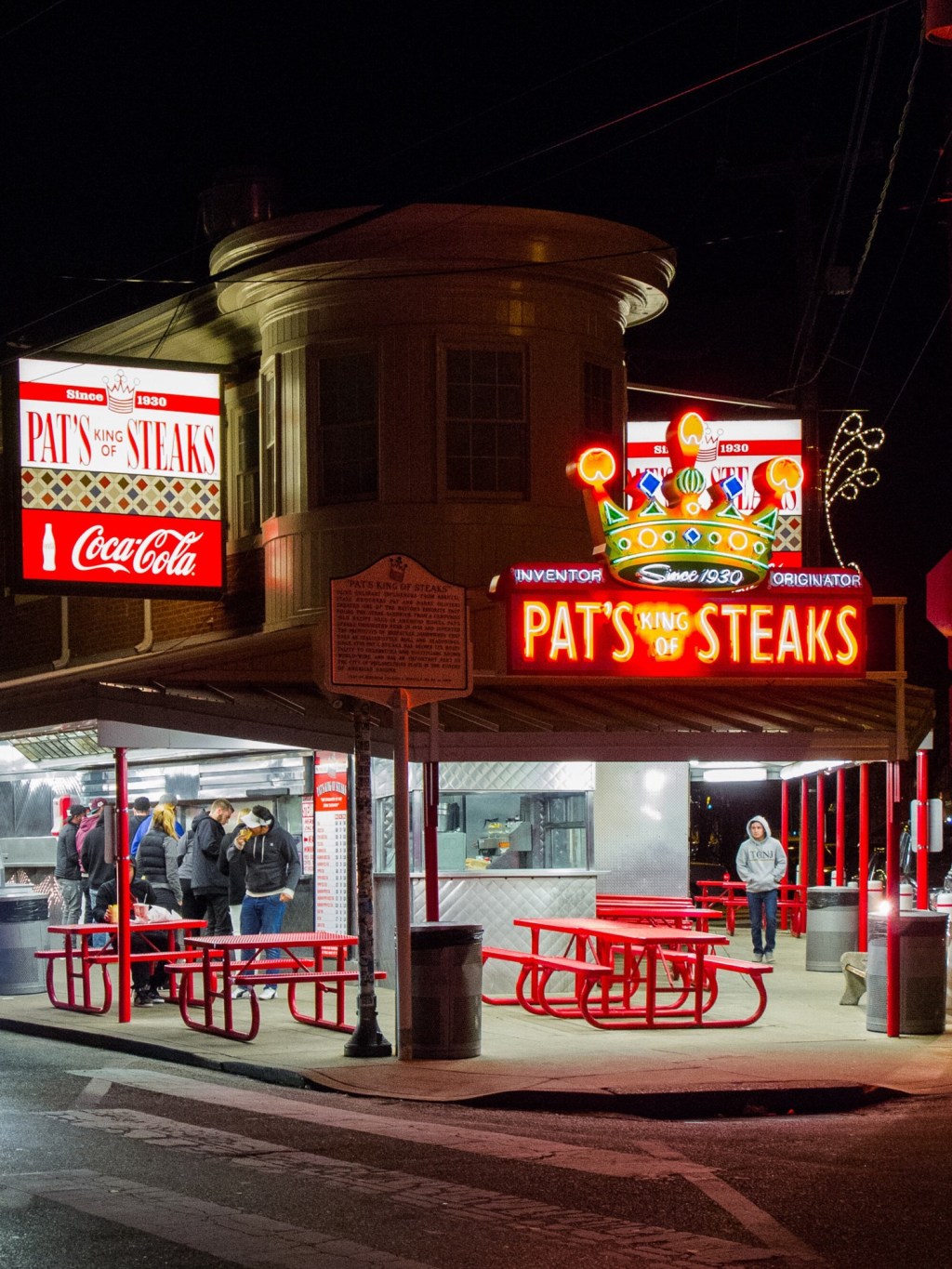 Breaking News: Pat’s King of Steaks Embracing Modern Philly&nbsp;Trends!