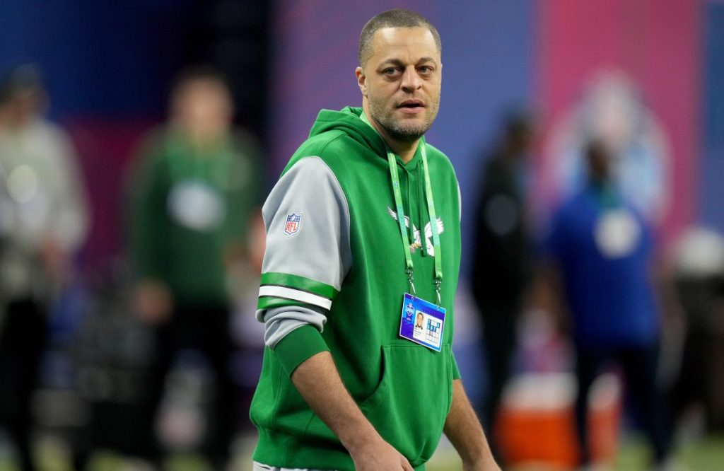 Philadelphia Eagles Keep Aaron Moorehead, Jemal Singleton Amid Offensive Staff&nbsp;Changes