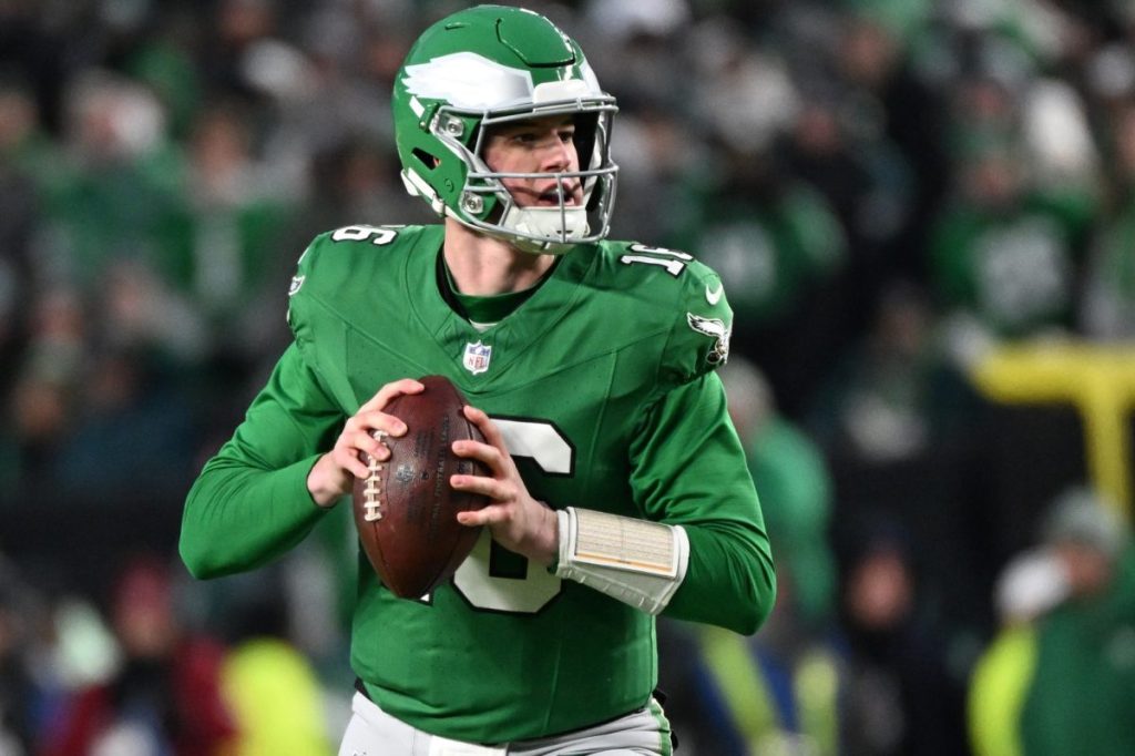 Eagles Reportedly Demand 2nd-Round Pick From Jets for Tanner&nbsp;McKee