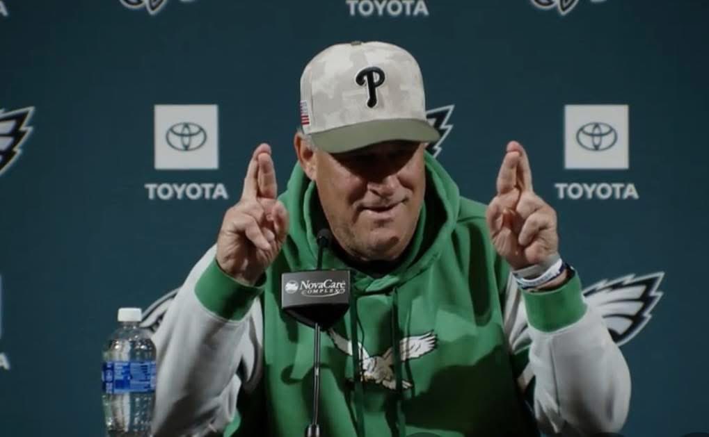 Eagles DC Vic Fangio Admits He’s “Down on the Phillies”